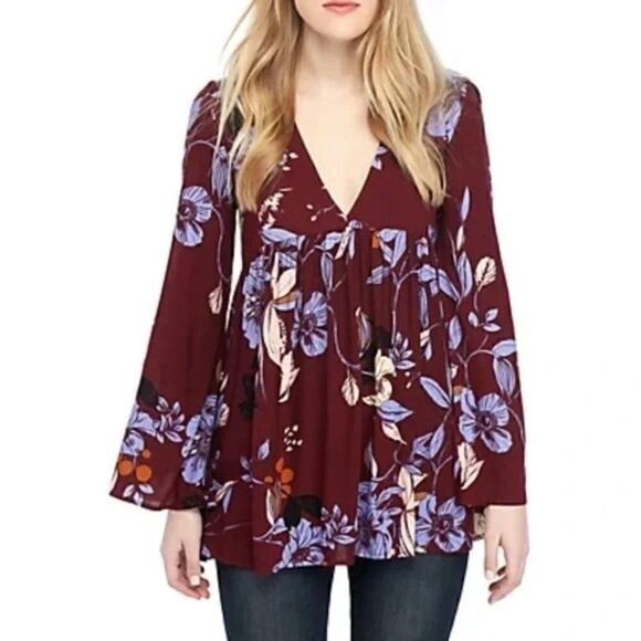 Free People Bella Floral Bell Sleeve Blouse in Purple Size XS - Picture 1 of 5